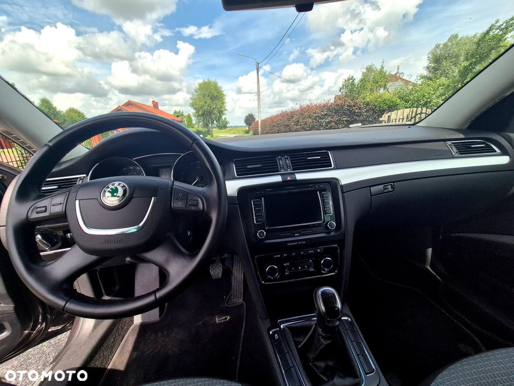 Skoda Superb 2.0 TDI Comfort - 26