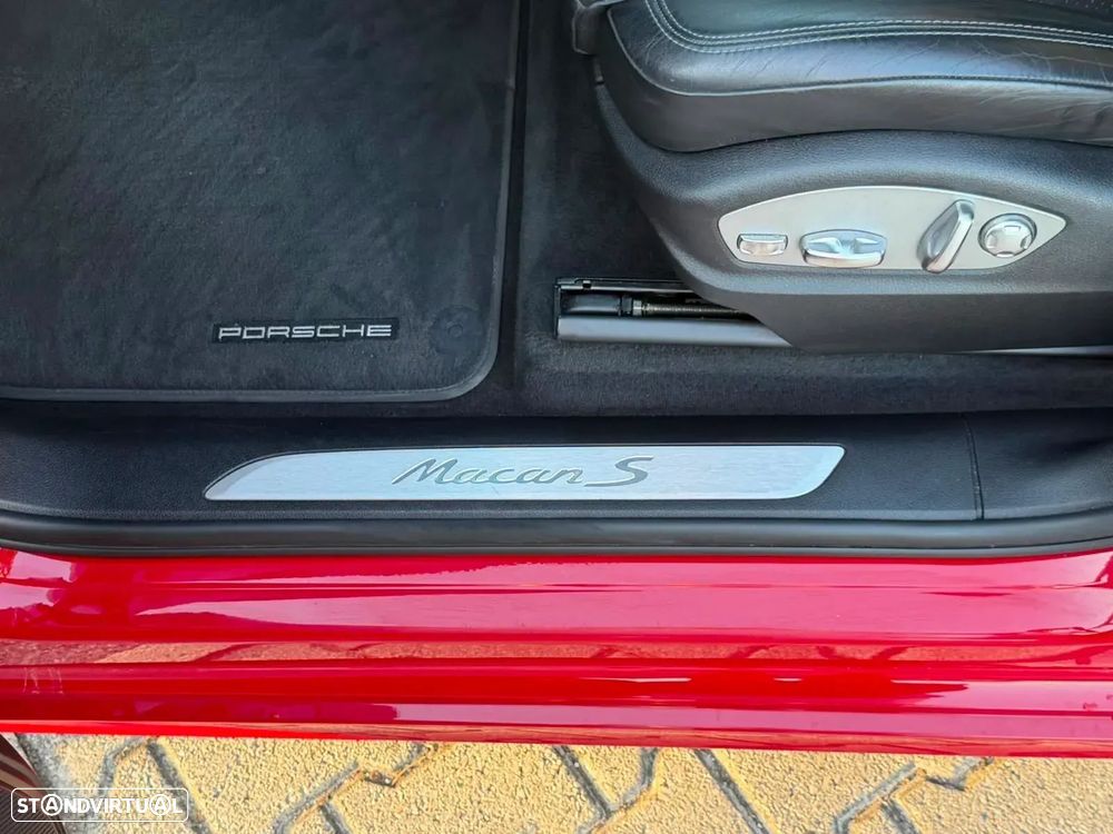 Porsche Macan S - 25