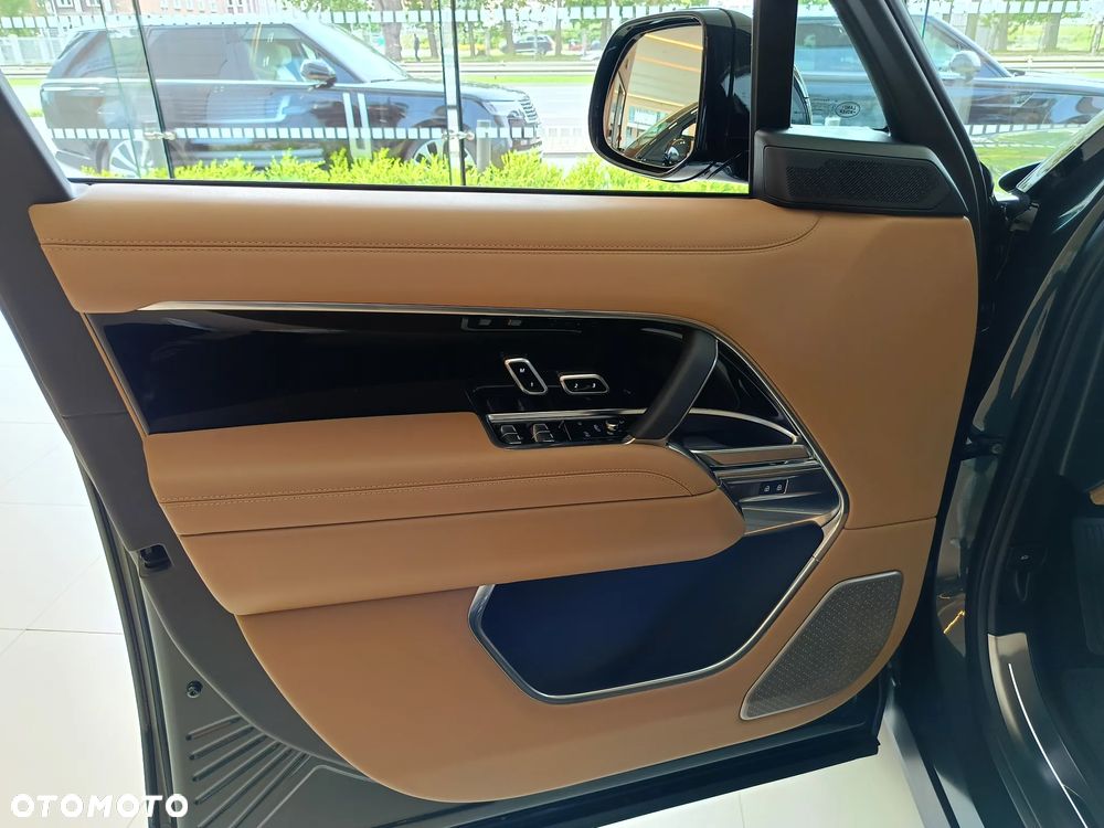 Land Rover Range Rover - 15