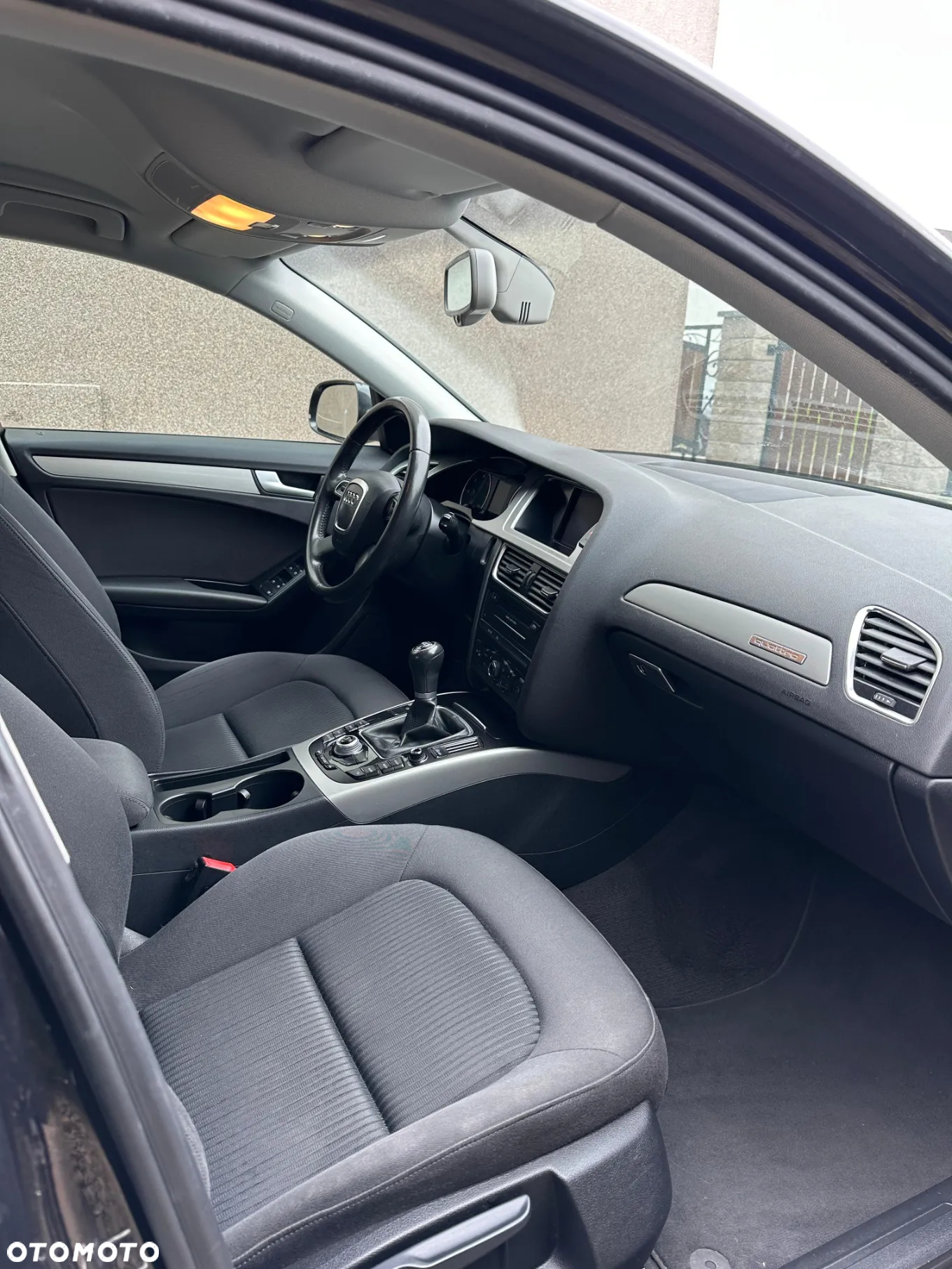 Audi A4 Avant 2.0 TDI DPF quattro Attraction - 16