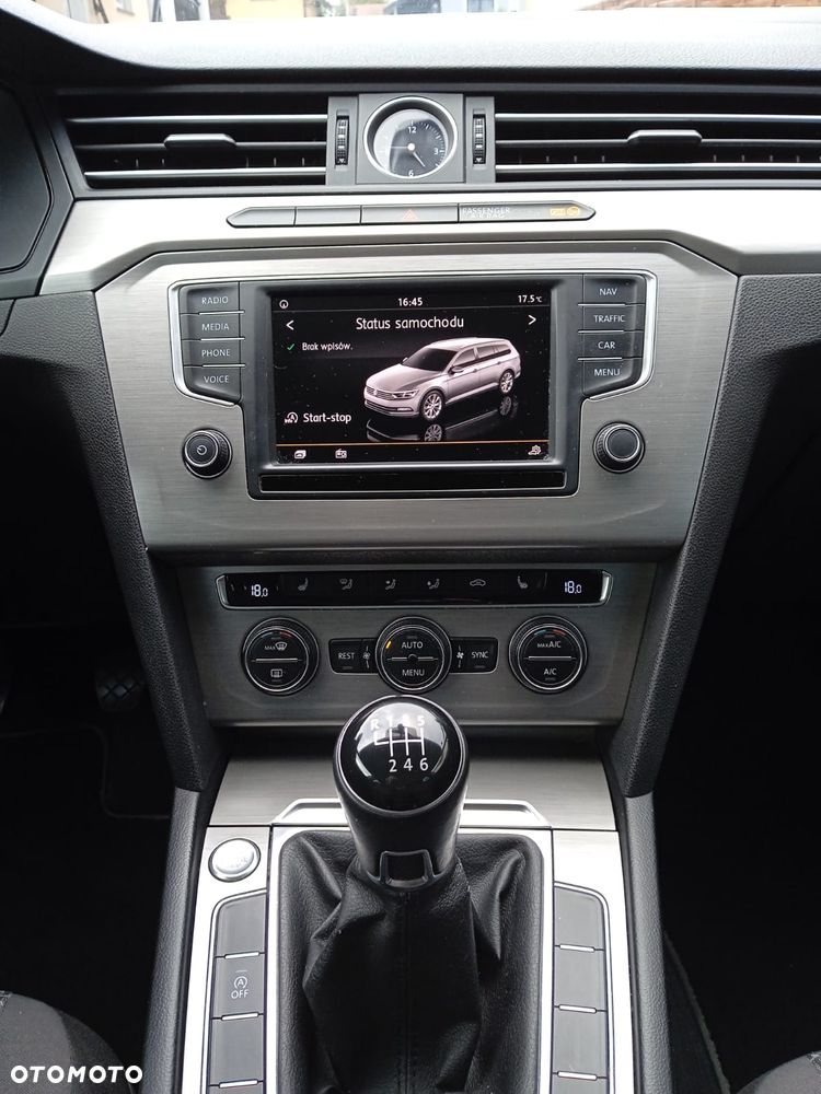 Volkswagen Passat 2.0 TDI BMT Trendline - 8