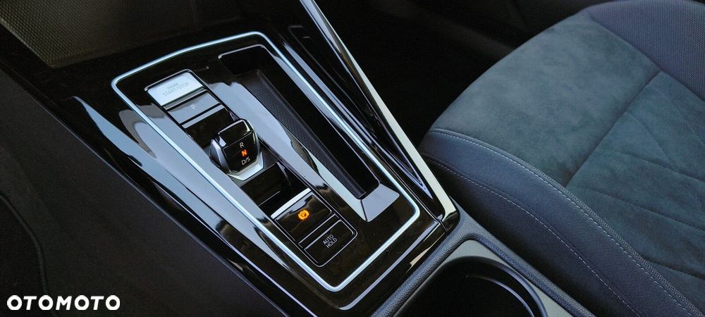 Volkswagen Golf - 29