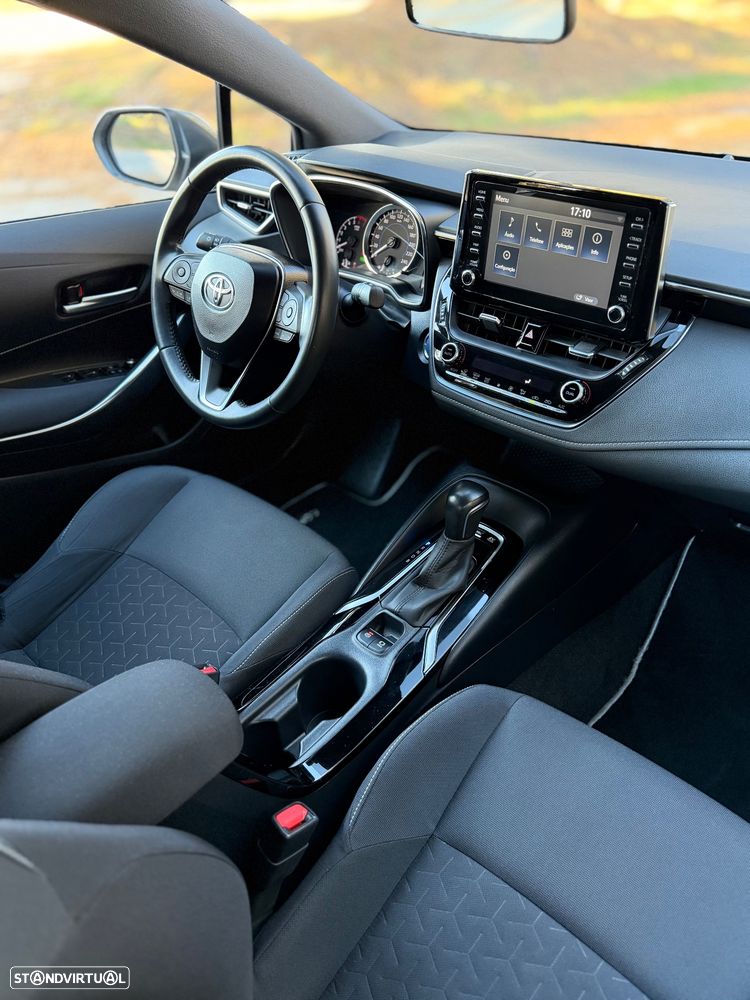 Toyota Corolla 1.8 Hybrid Comfort - 30