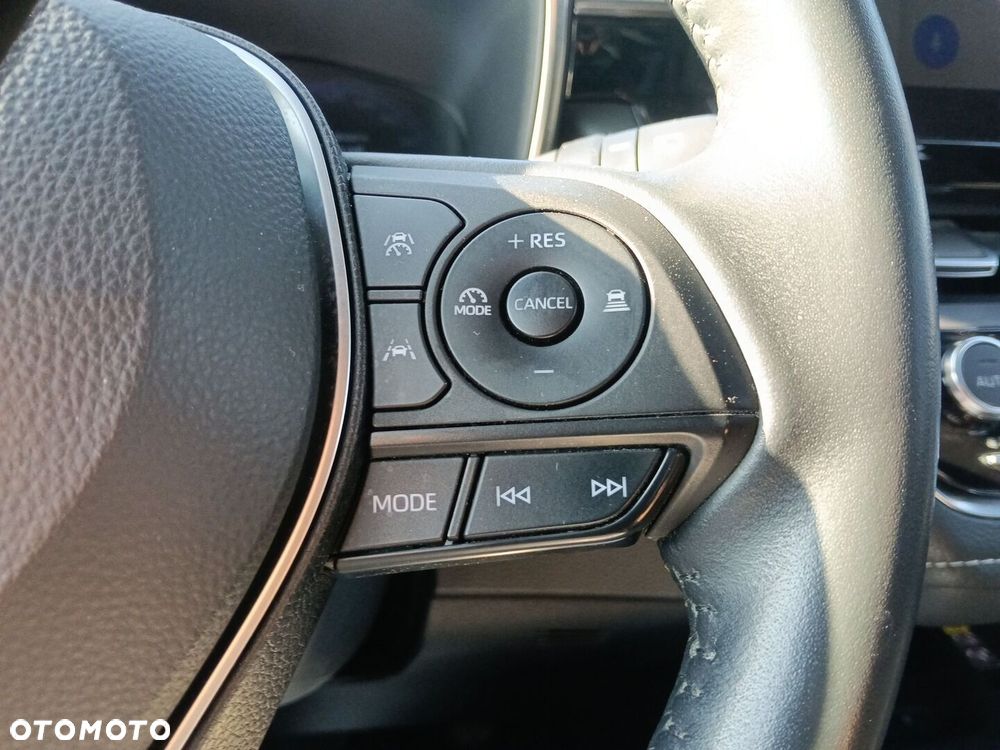 Toyota Corolla 2.0 Hybrid Comfort - 17