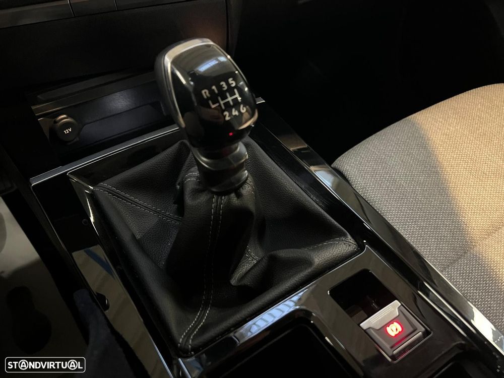 Opel Astra 1.2 T Elegance - 16