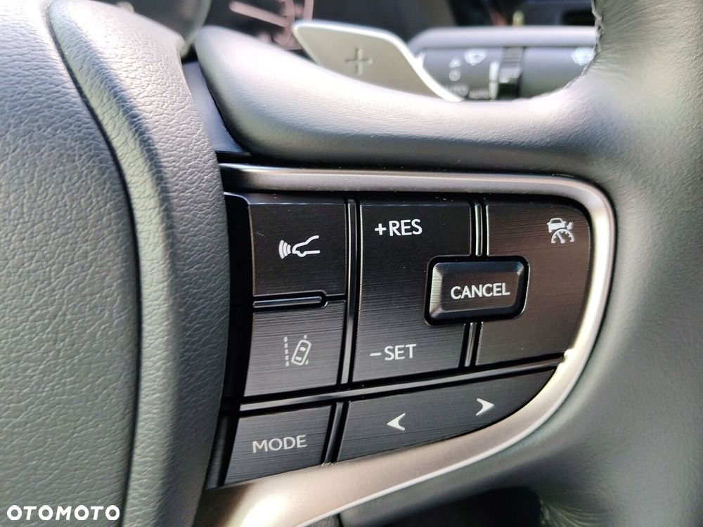 Lexus ES 300h Prestige - 20