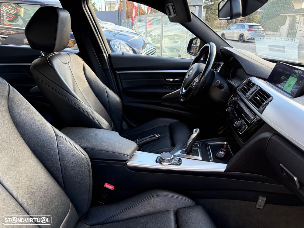 BMW 320 d Touring Sport-Aut. Efficient Dynamics Edition Sport Line - 46