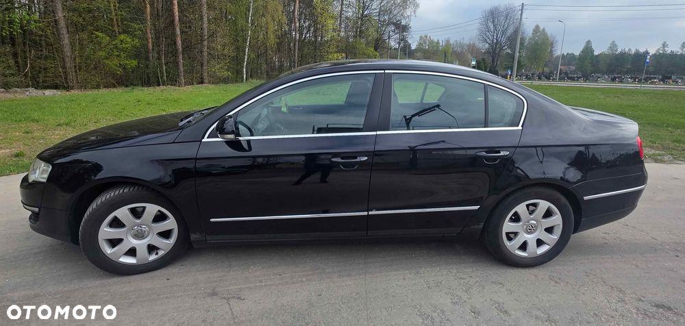 Volkswagen Passat 1.9 TDI Individual - 3