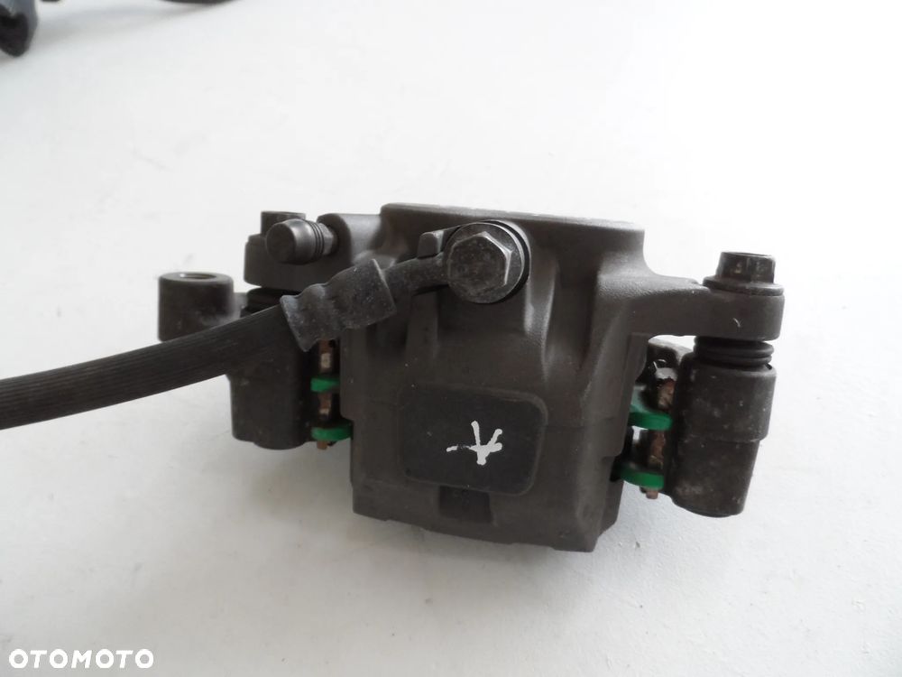 YAMAHA MAJESTY 400 zacisk hamulcowy przedni P, L - 5