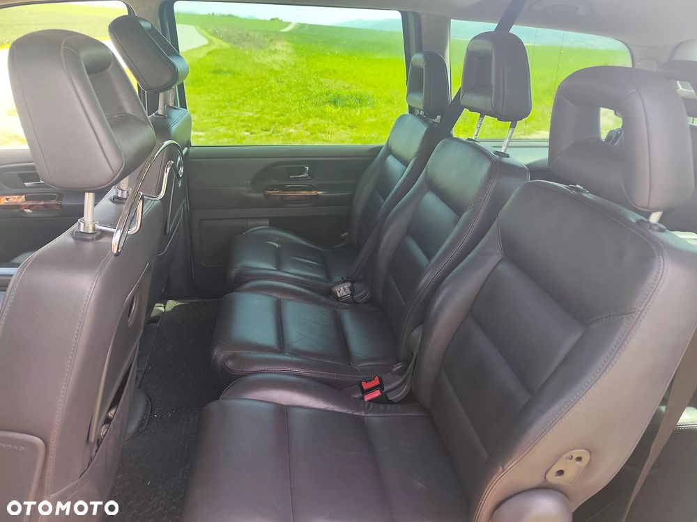 Volkswagen Sharan 1.9 TDI Highline Tiptr - 3