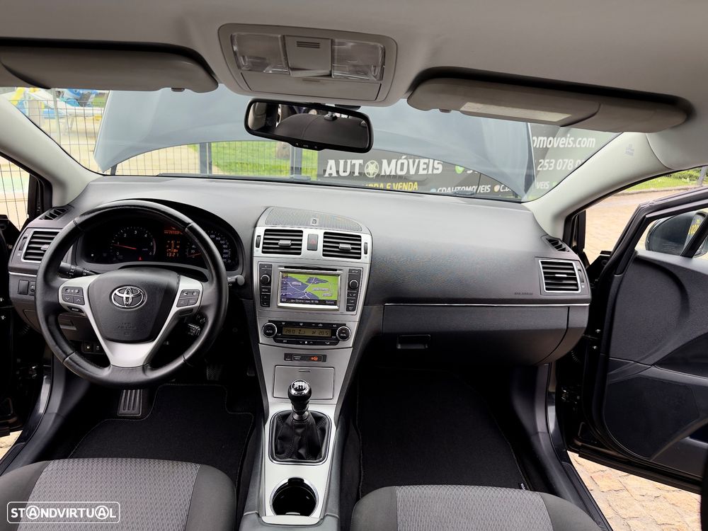 Toyota Avensis SW 2.0 D-4D Exclusive +Navi - 7