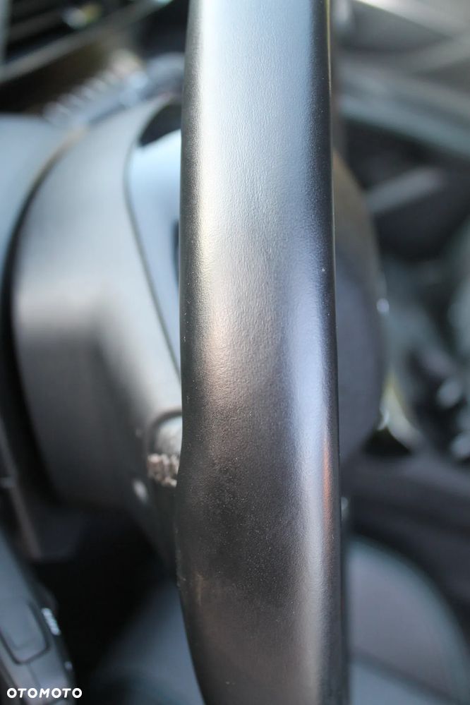 Peugeot 3008 PureTech 130 Stop & Start GPF Allure Business-Paket - 16