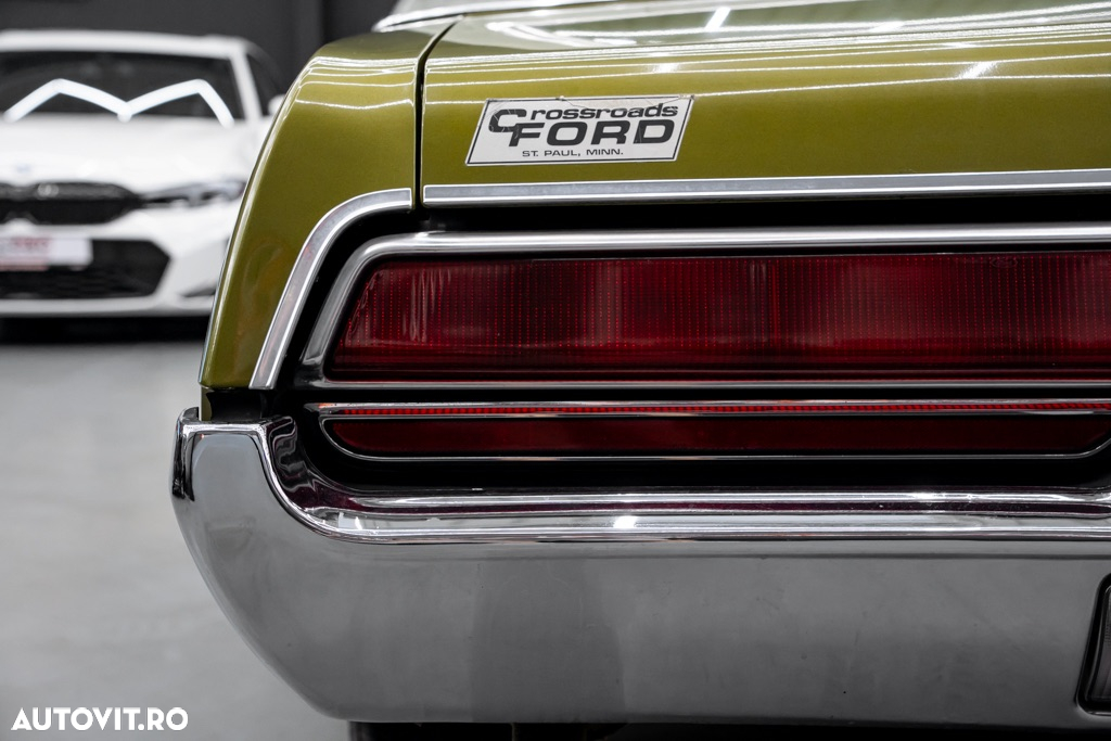 Ford Thunderbird - 7