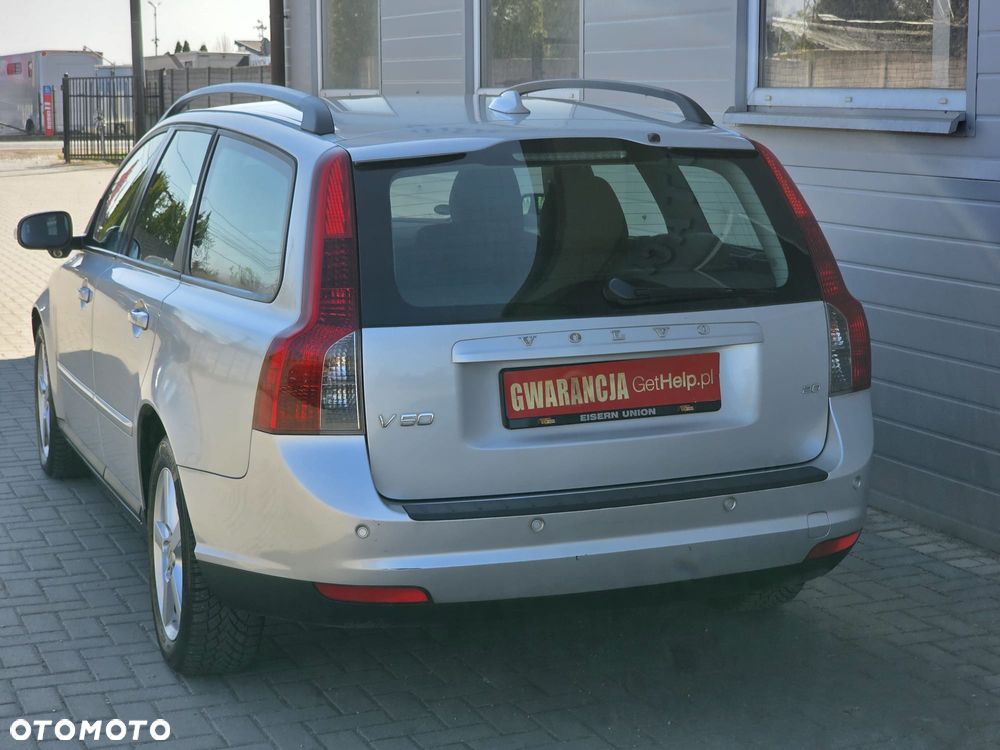 Volvo V50 2.0 Momentum - 11