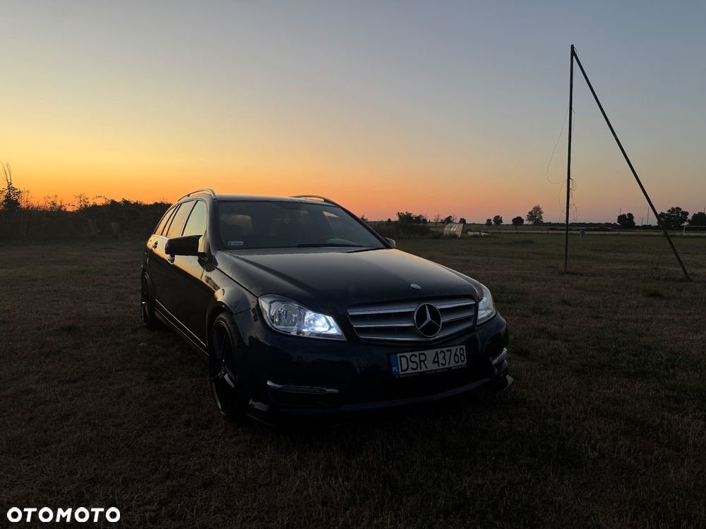Mercedes-Benz Klasa C 200 CDI BlueEff Avantgarde - 2