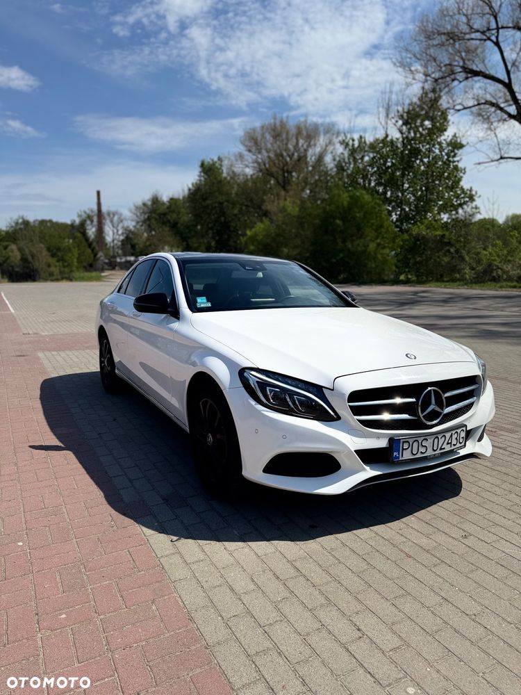 Mercedes-Benz Klasa C 200 4-Matic 9G-TRONIC - 2