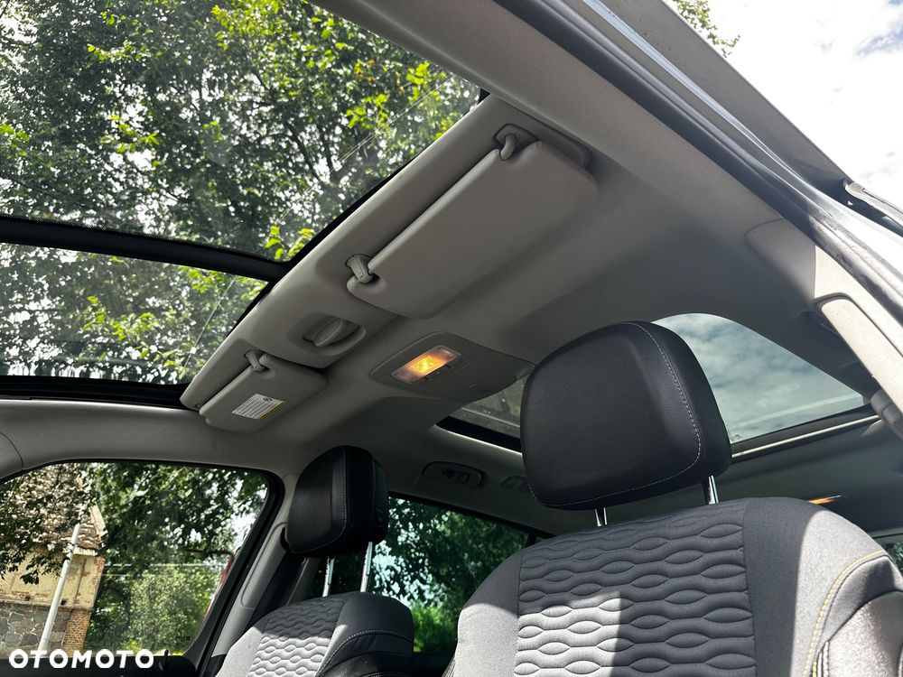 Opel Zafira - 19