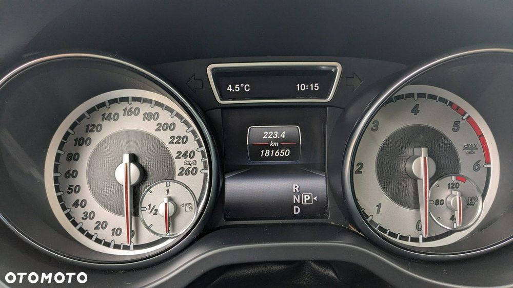 Mercedes-Benz GLA - 18