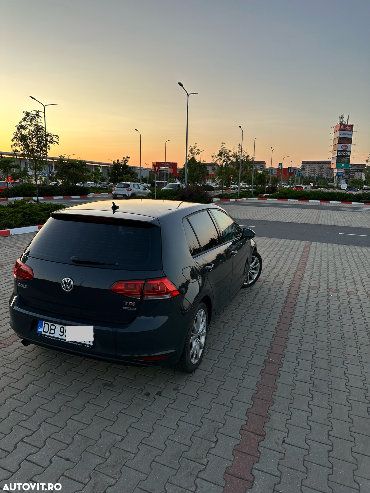 Volkswagen Golf 1.6 TDI DPF BMT DSG Trendline - 2