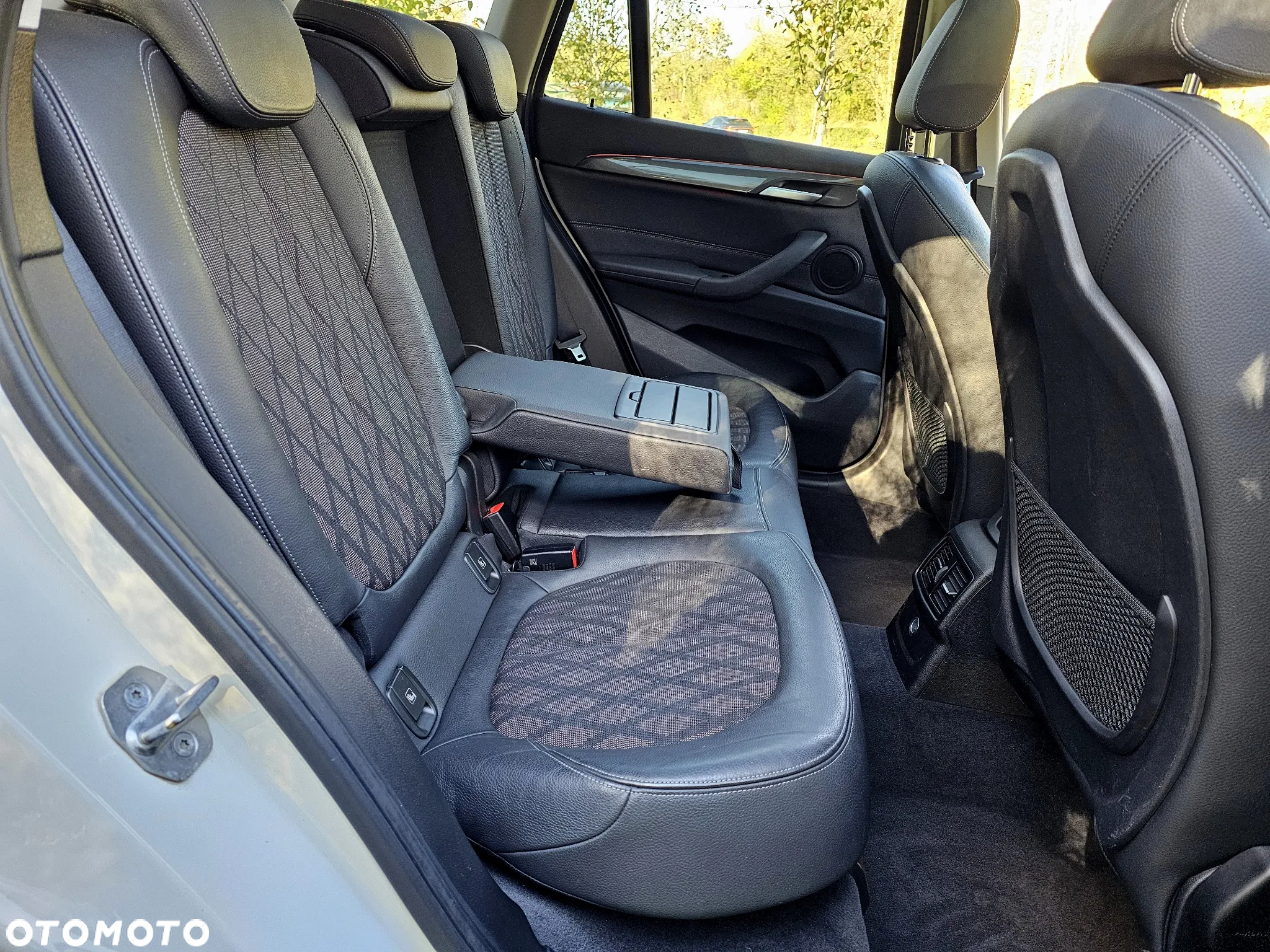 BMW X1 sDrive18d xLine - 10