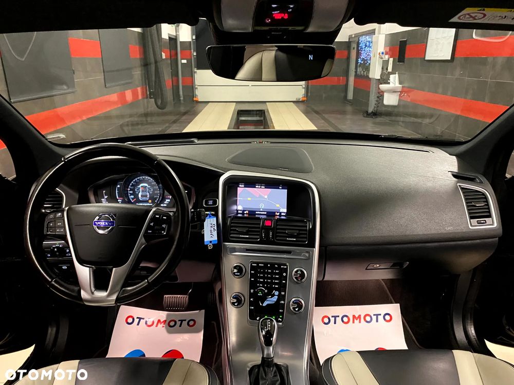 Volvo XC 60 D4 Geartronic Summum - 18