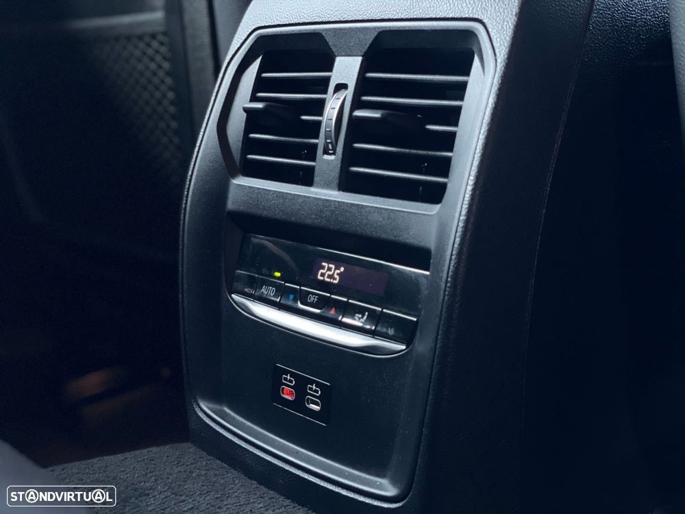 BMW 330 e Touring Pack M Auto - 16
