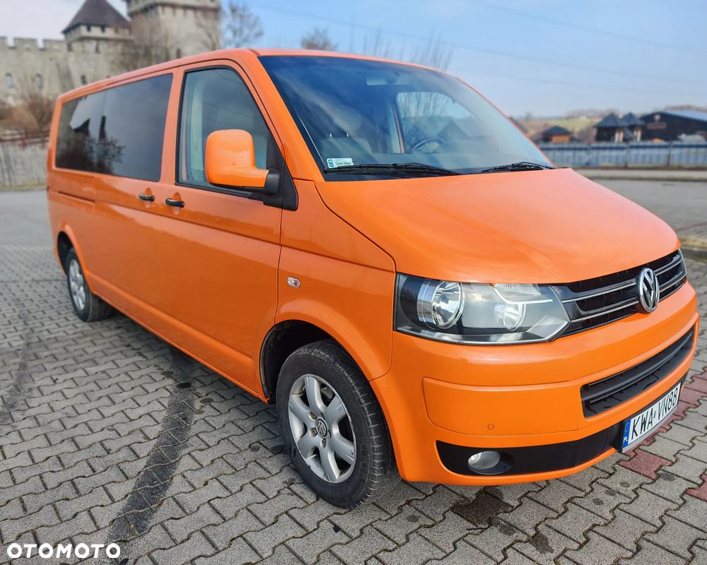 Volkswagen Transporter - 1