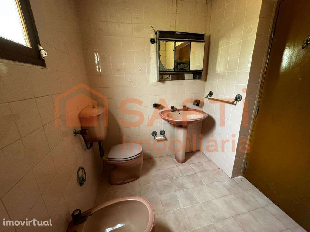 Casa de campo em pedra com vistas maravilhosas - Grande imagem: 3/9