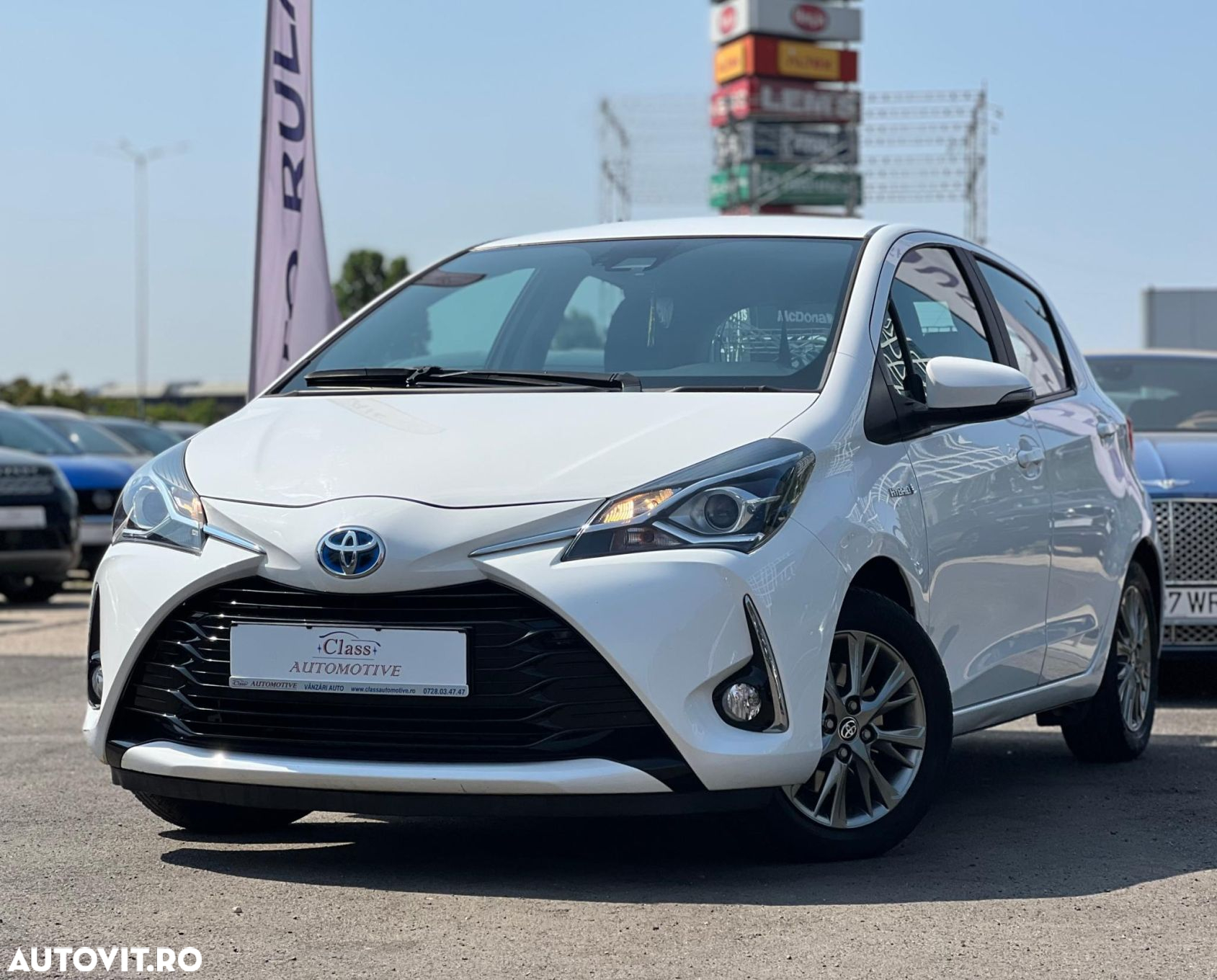Toyota Yaris 1.5 VVT-i HSD Dynamic - 3