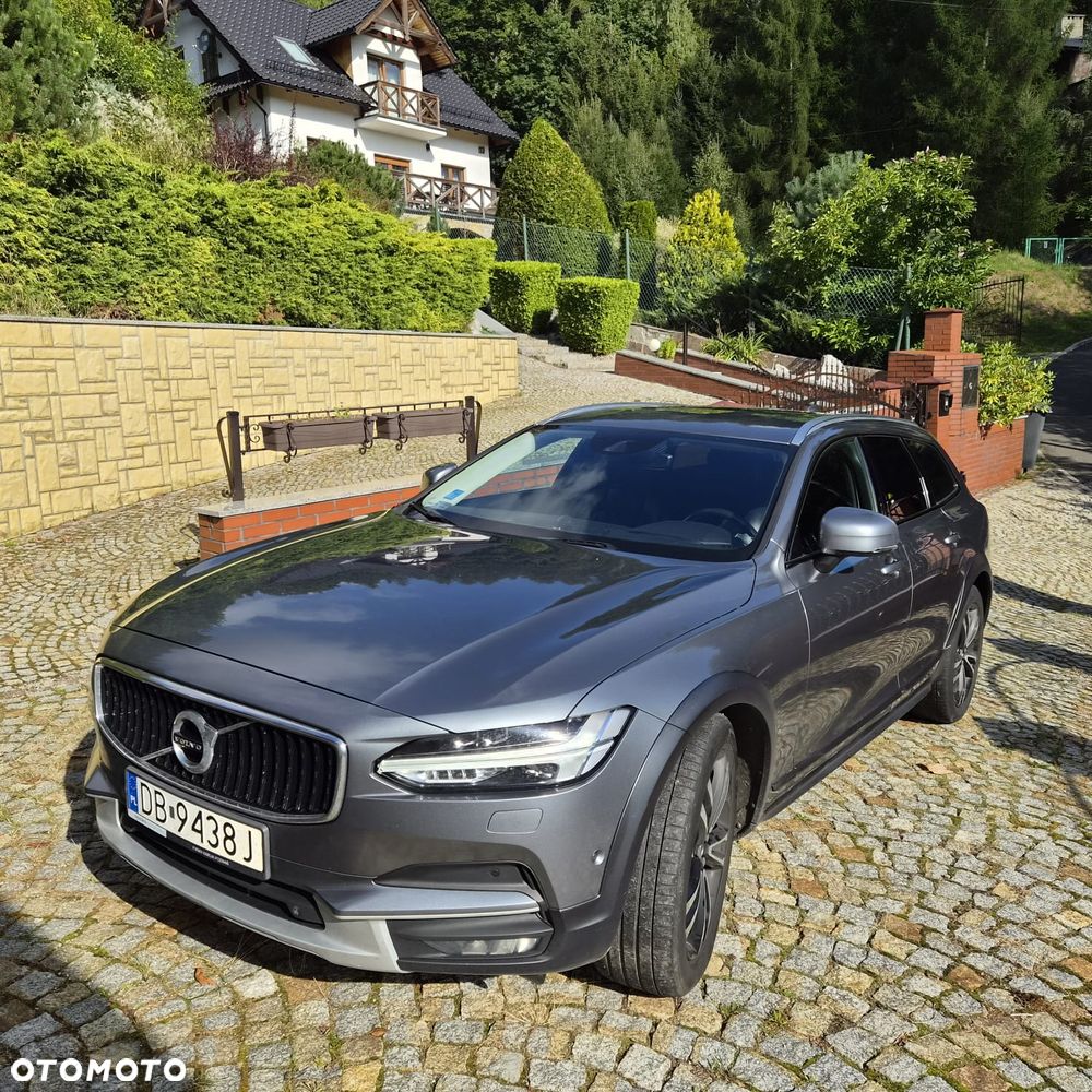 Volvo V90 Cross Country D5 AWD - 2