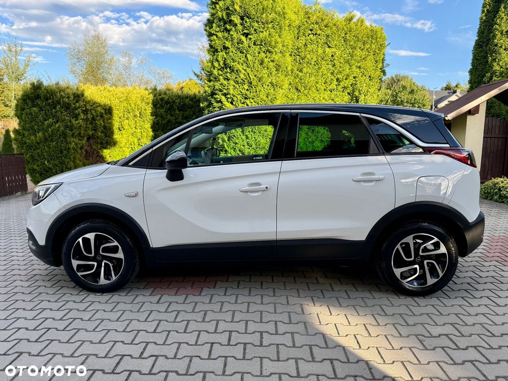 Opel Crossland X 1.2 T Design Line S&S - 12