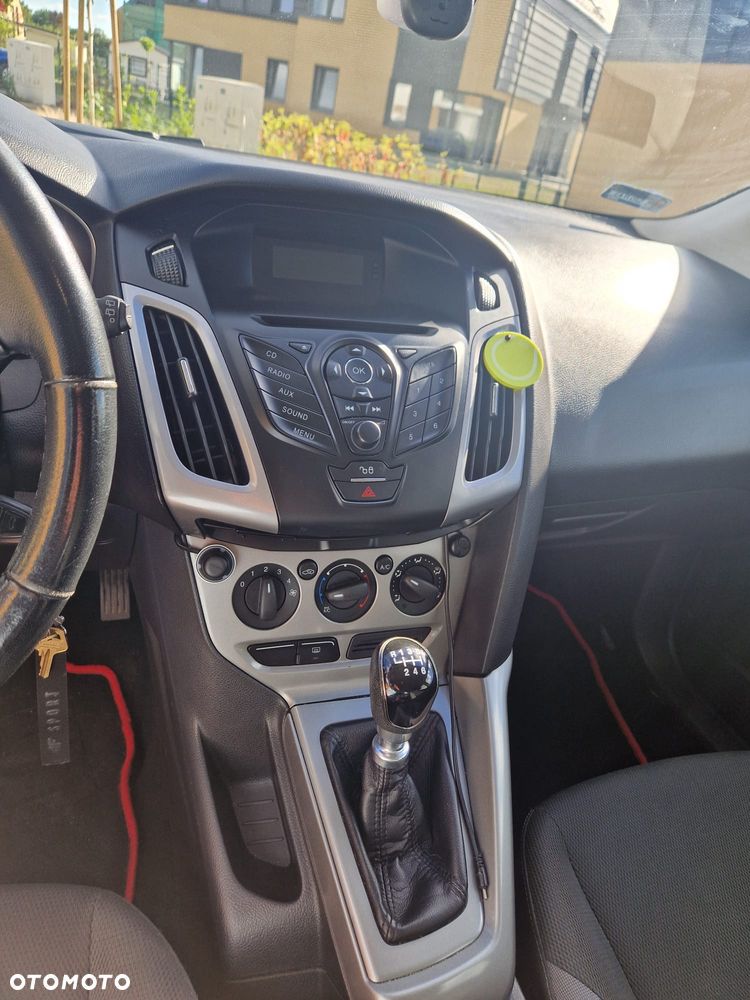Ford Focus 1.6 TDCi Ambiente - 16