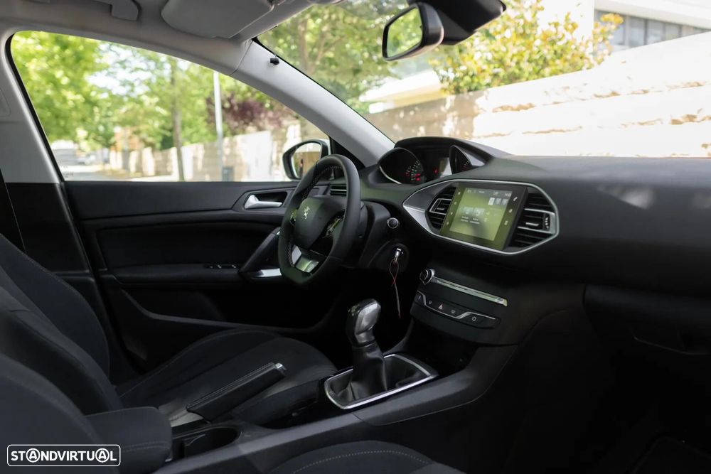 Peugeot 308 - 14