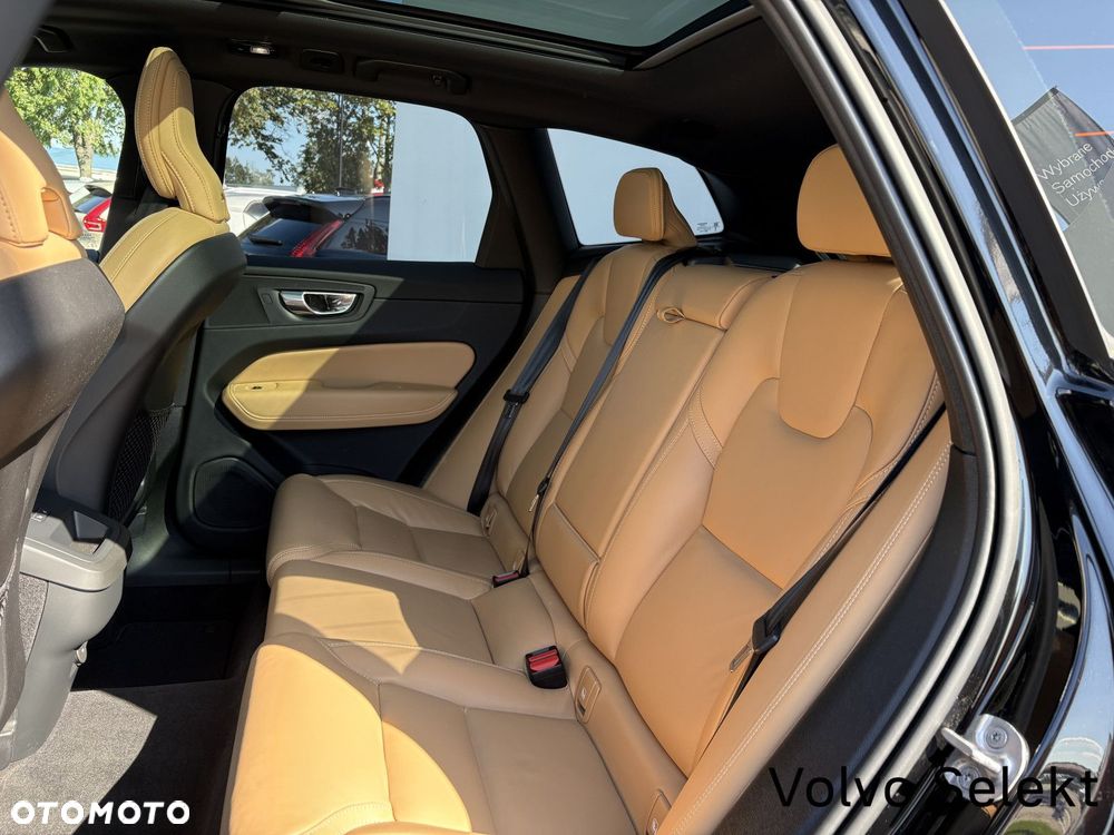 Volvo XC 60 - 22