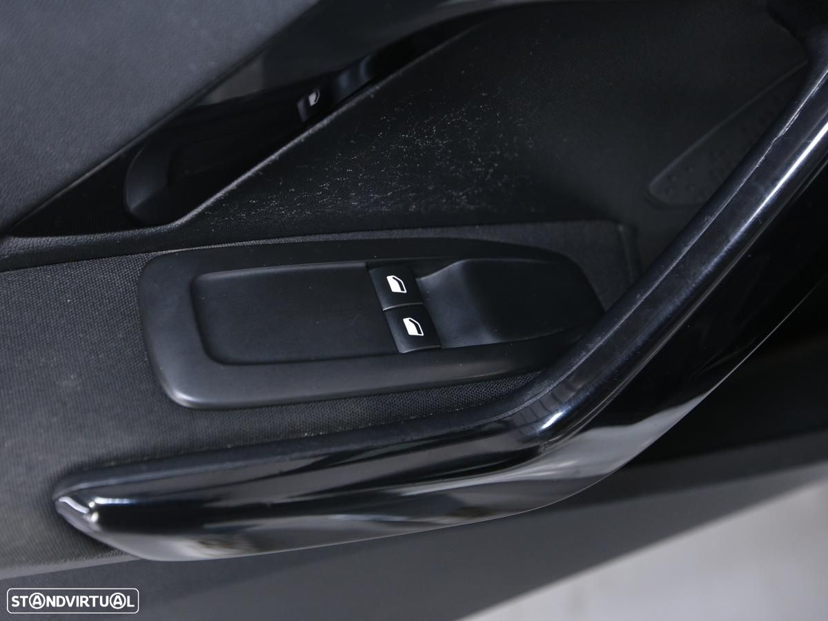 Peugeot 208 1.4 HDi Access - 11
