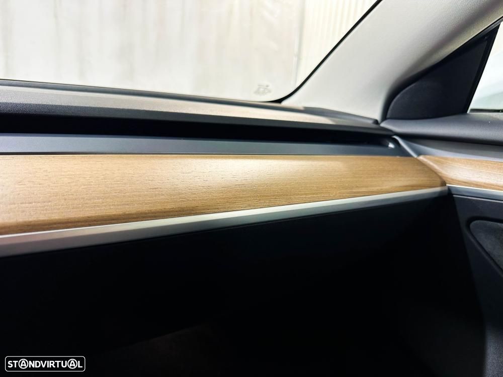 Tesla Model 3 Long Range AWD Dual Motor - 37