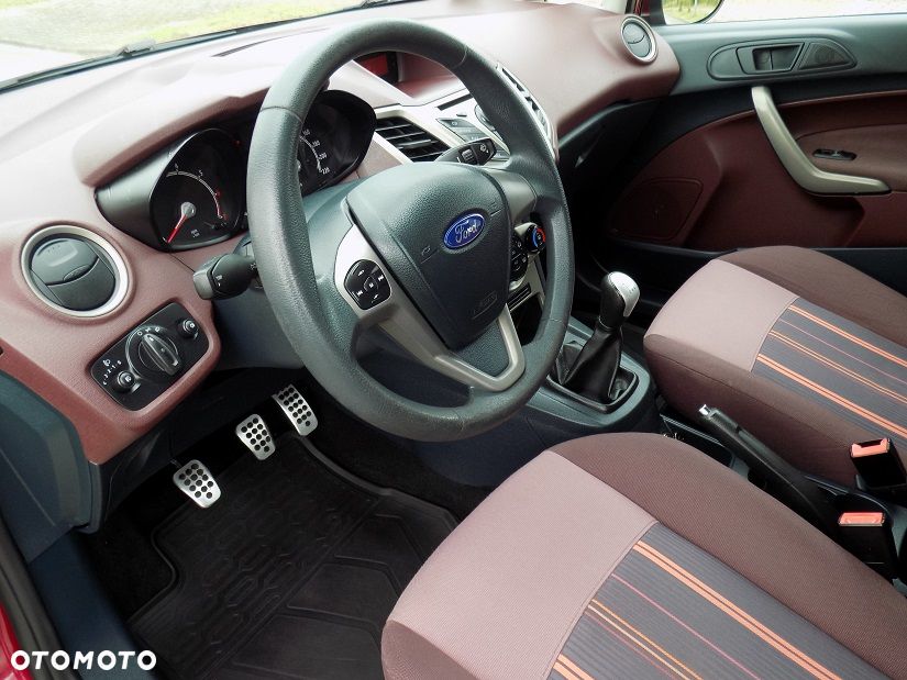 Ford Fiesta 1.4 Champions Edition - 18