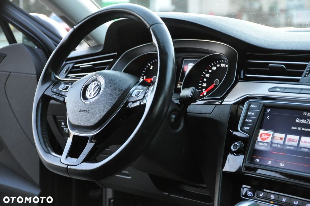 Volkswagen Passat Variant - 35