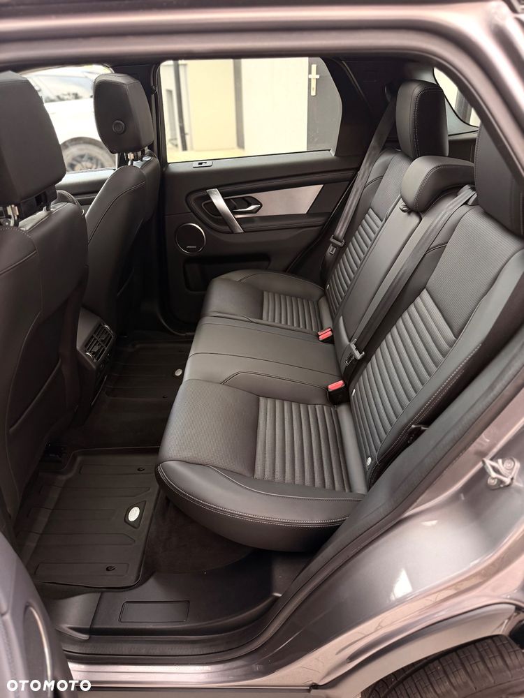 Land Rover Discovery Sport 2.0 P250 mHEV Dynamic SE - 20