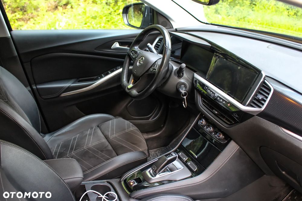 Opel Grandland 1.2 T Edition S&S - 25