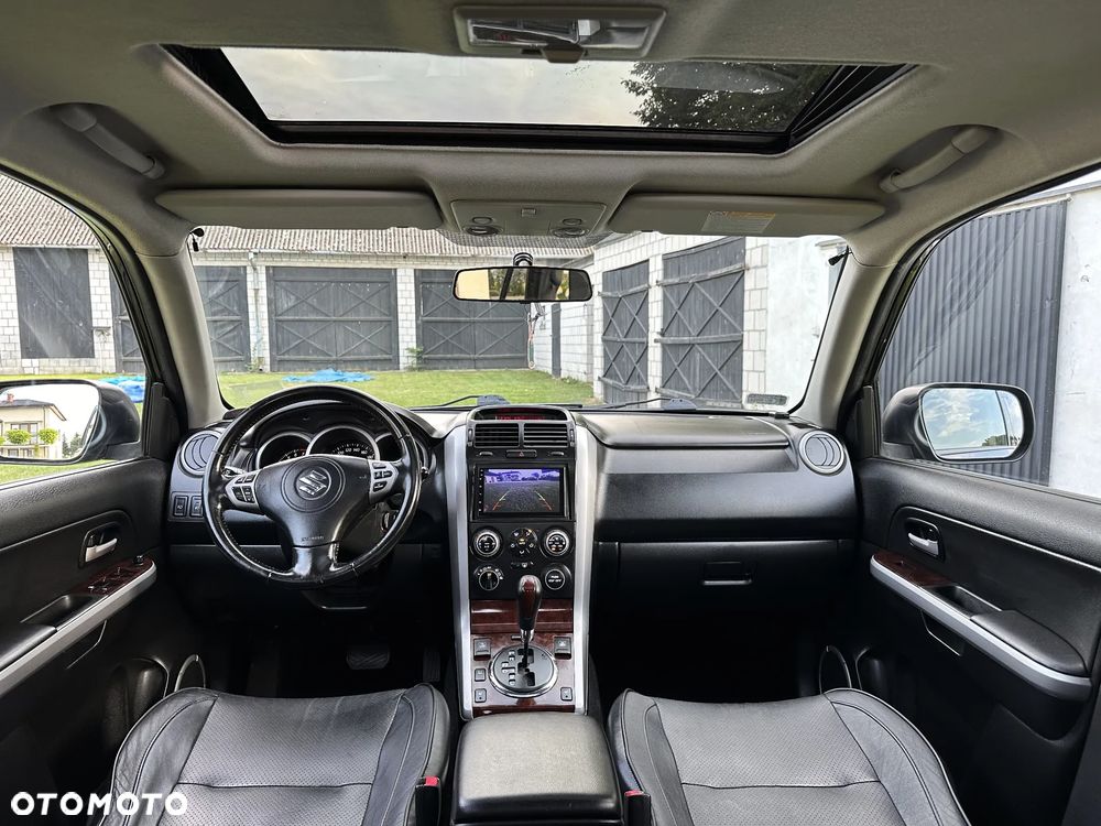Suzuki Grand Vitara 2.0 De Luxe - 9