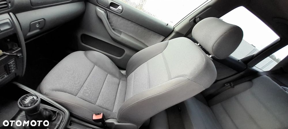 AUDI A3 8L FOTEL LEWY KIEROWCY PRAWY PASAŻERA PRZÓD PRZEDNI nr. 28/9 - 3