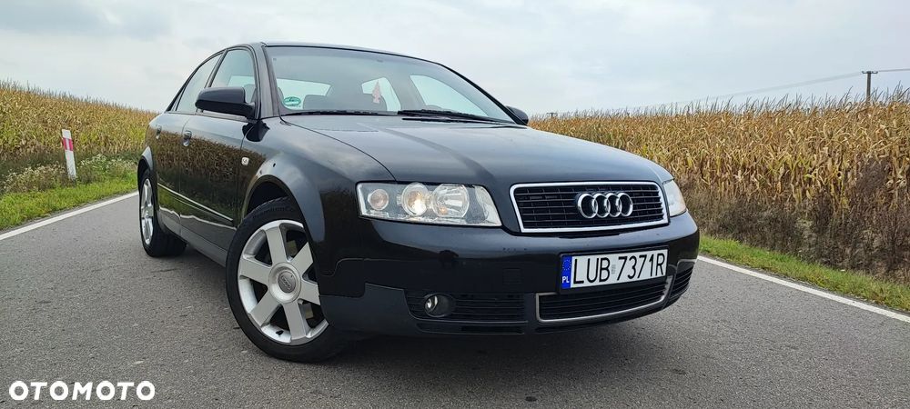 Audi A4 - 1