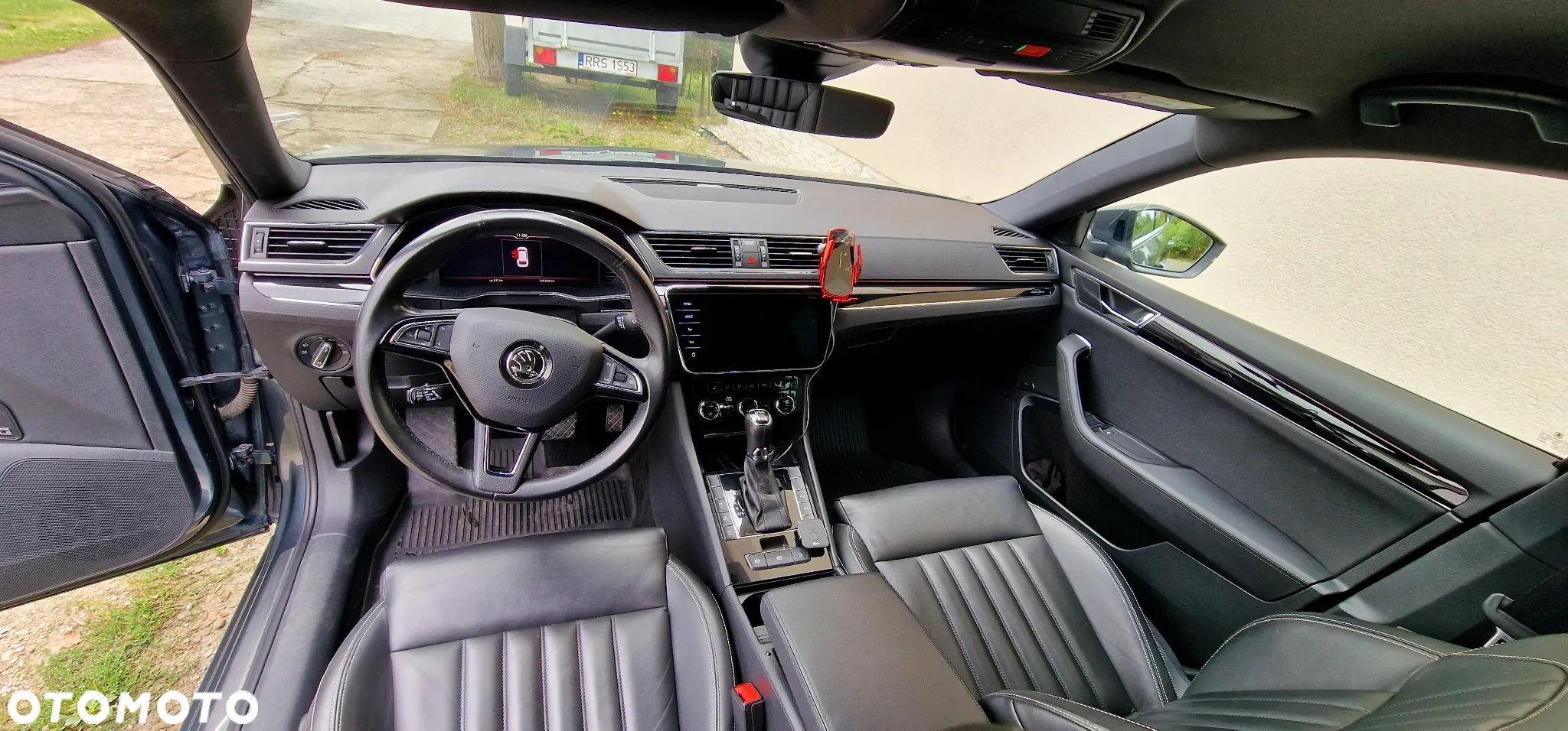 Skoda Superb Combi 2.0 TDI 4x4 DSG L&K - 10