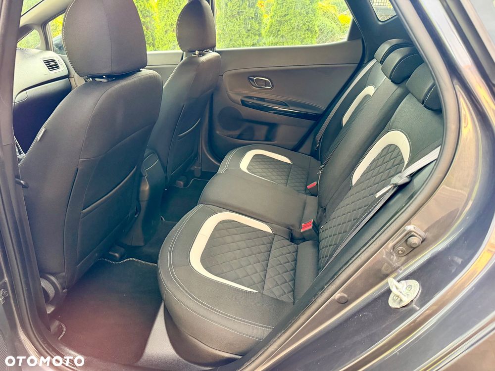 Kia Ceed 1.6 CRDi GT Line DCT - 13