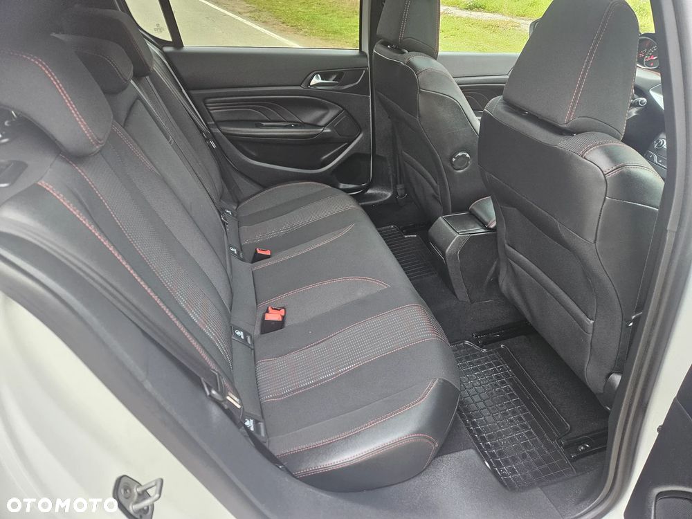 Peugeot 308 PureTech 130 EAT6 Stop & Start GT-Line Edition - 33