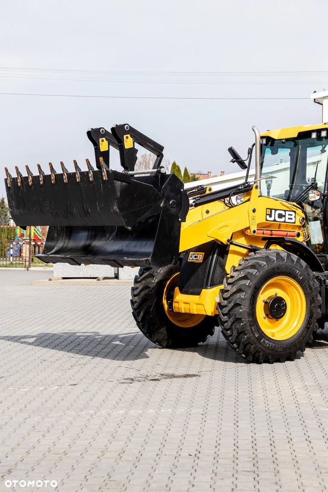 JCB 4CX PRO POWERSLIDE EH Dual Drive | Nowa | bez przebiegu | 110KM - 14