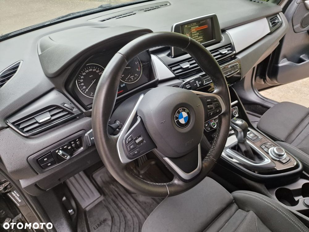 BMW Seria 2 218d Sport-Aut Advantage - 23