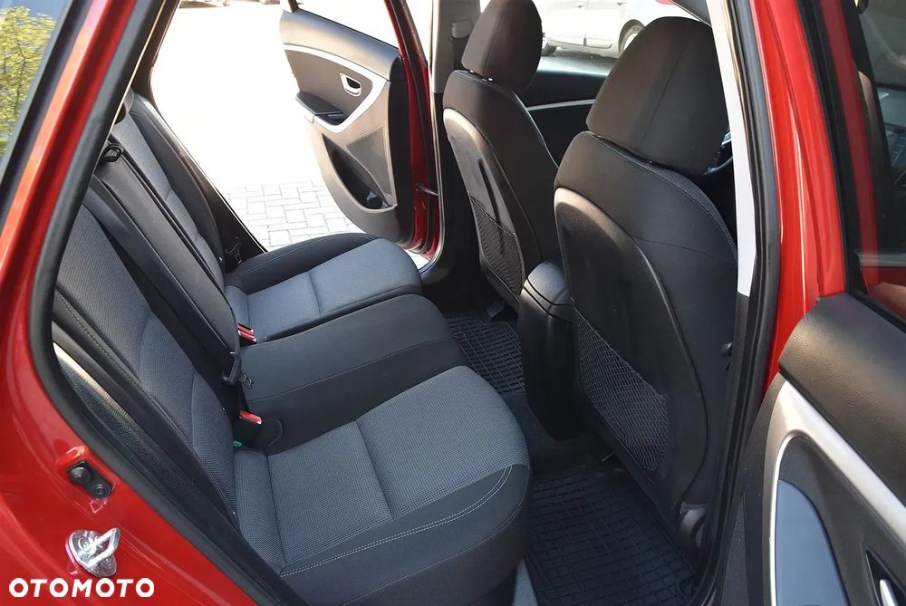 Hyundai i30 - 21