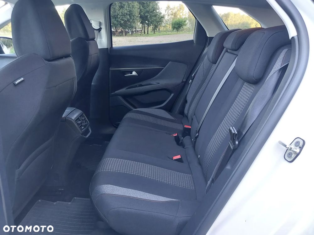 Peugeot 3008 - 19